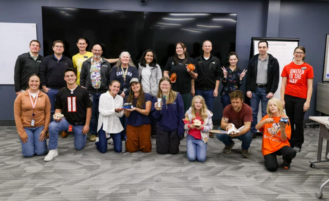 BBBS Littles create robots at Eaton Corp. as part of our Big Futures initiative.